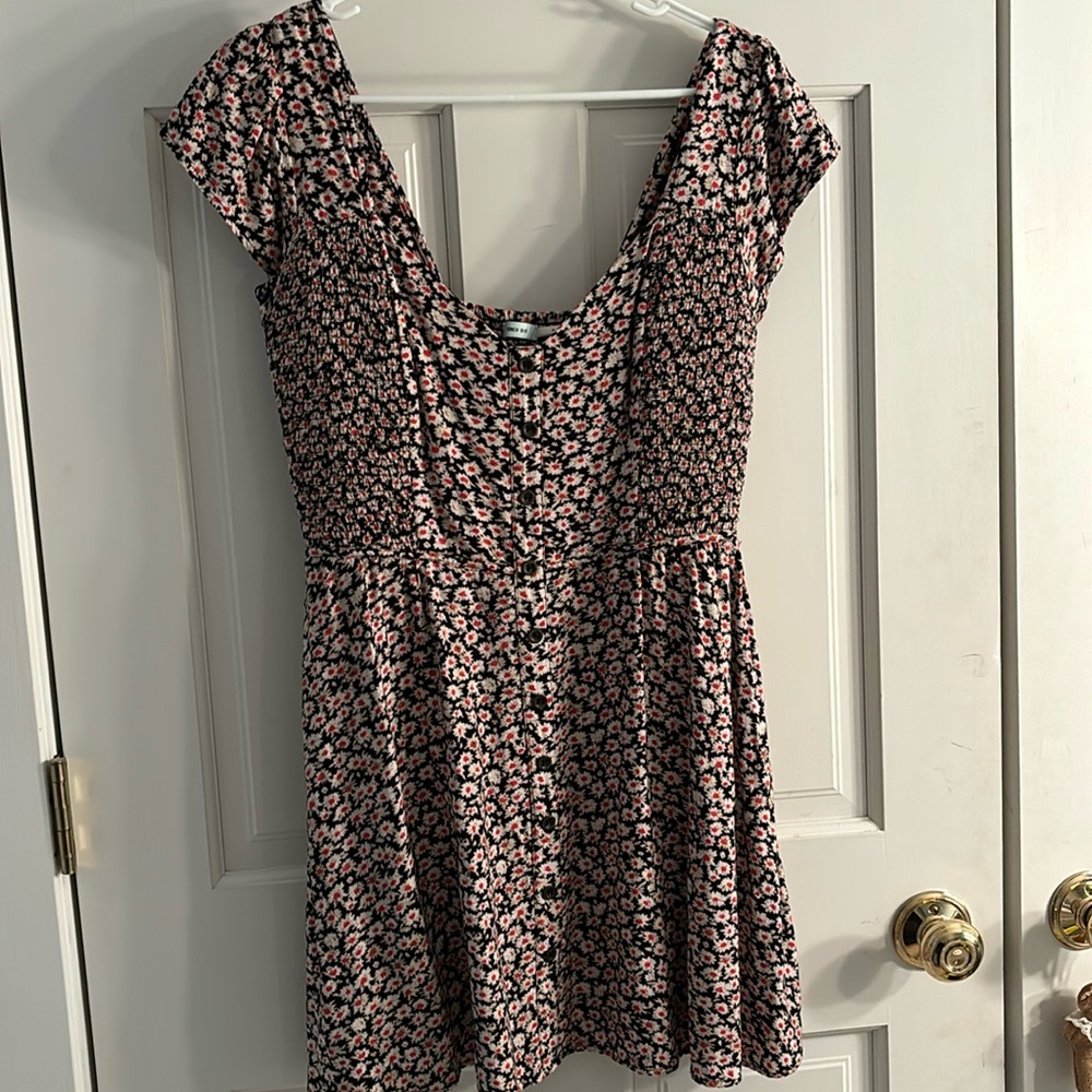 Floral dress with buttons